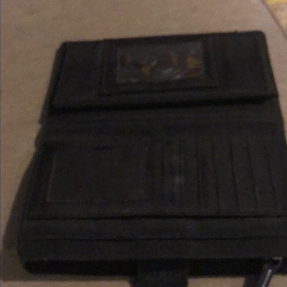 Small Simplistic Black Wallet - Picture 3 of 5